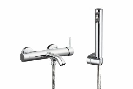 Grifo monomando SIRIO para bañera con colgador orientable.